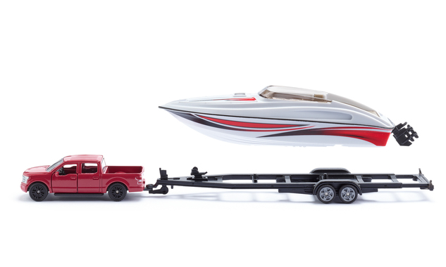 SIKU Super - Ford F150 s člnom