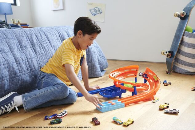 Hot Wheels Dráha s extra zákrutou