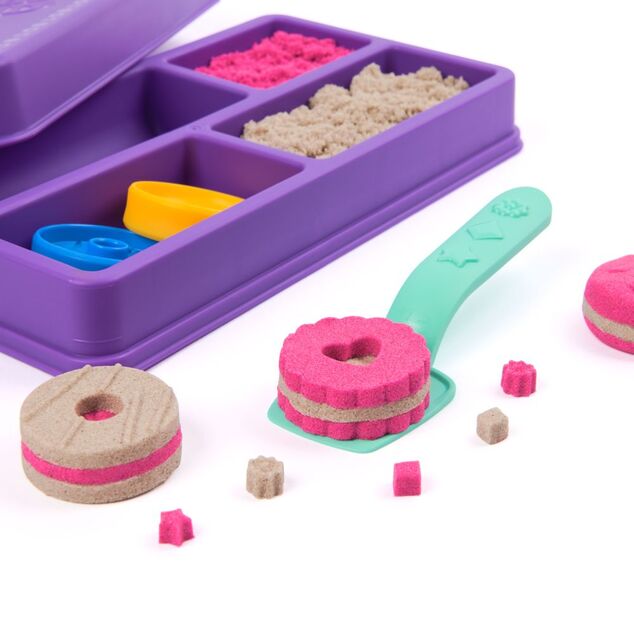 Kinetic sand tvorenie koláčikov