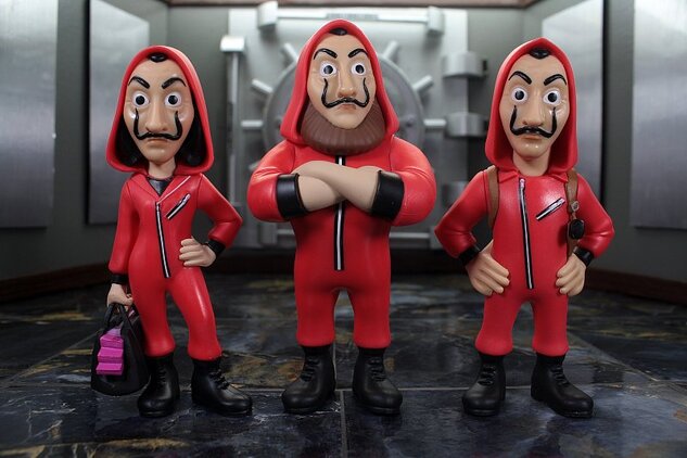 MINIX Netflix TV: Money Heist - Berlin w/ Mask