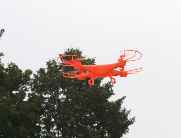 NINCOAIR Quadrone Spike 2.4GHz RTF