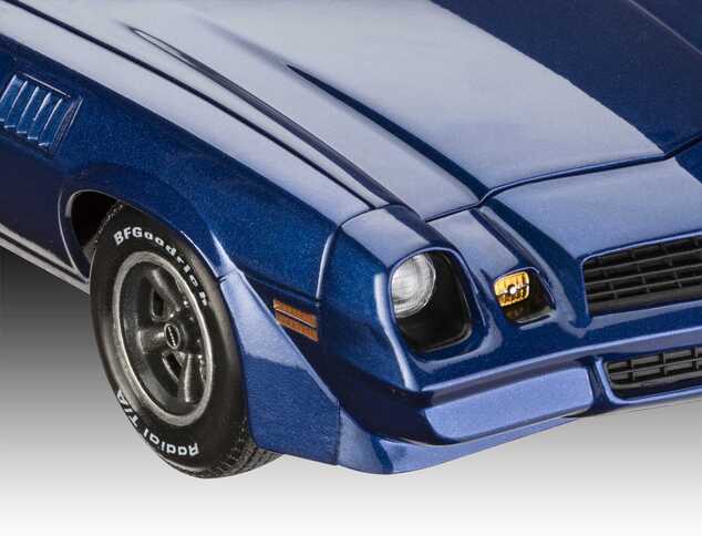 Plastic ModelKit STRANGER THINGS auto 07728 - Chevy Camaro Z/28 (1:24)