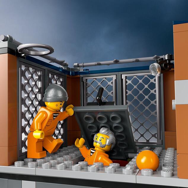 LEGO® City 60419 Poliția și închisoarea de pe insulă