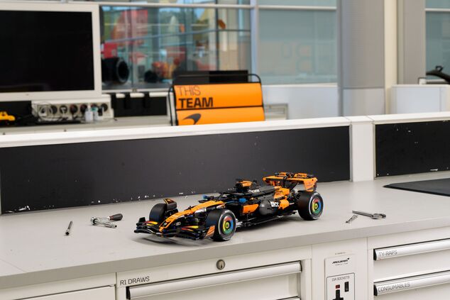 LEGO® Technic 42228 Auto McLaren MCL39 F1®