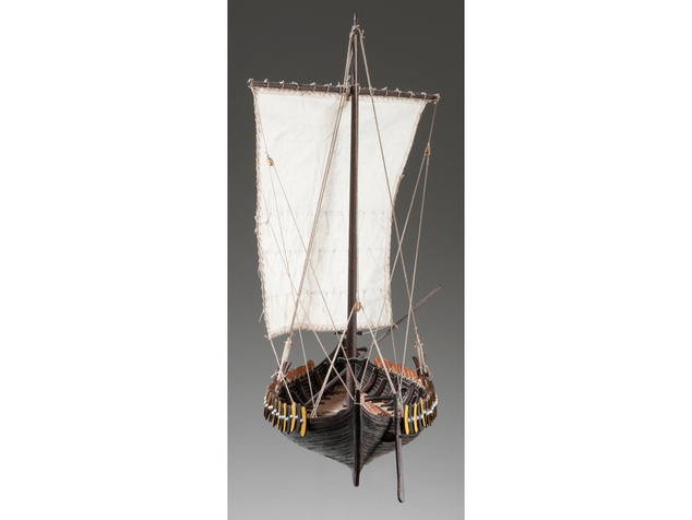 Dušok Vikingská loď Gokstad 1:35 kit