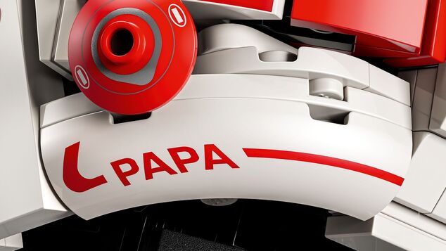 LEGO® Editions 43014 Prilba Charles Leclerc zo Scuderia Ferrari HP