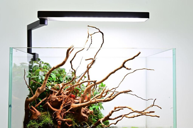 Chihiros LED C II serie 20-36cm 16W s kontrolérom