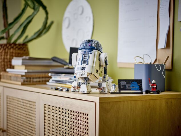 LEGO® Star Wars™ 75379  R2-D2™