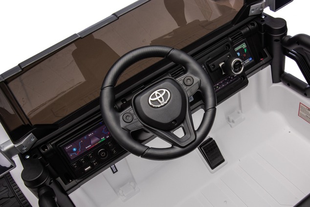 Elektrické autíčko Toyota FJ Cruiser XXL s pohonom 4x4, licencované (Dvojmiestne), biele,