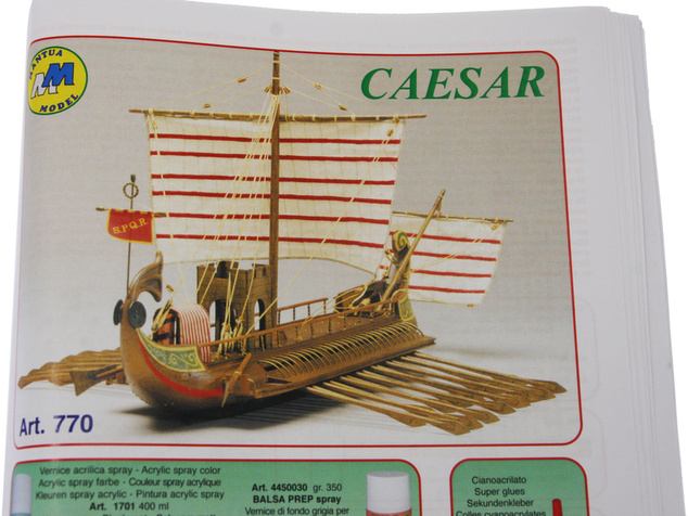 Mantua Model Caesar 1:30 kit
