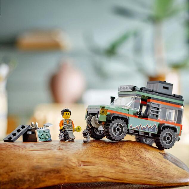 LEGO® City 60447 Terénne horské nákladné auto 4x4