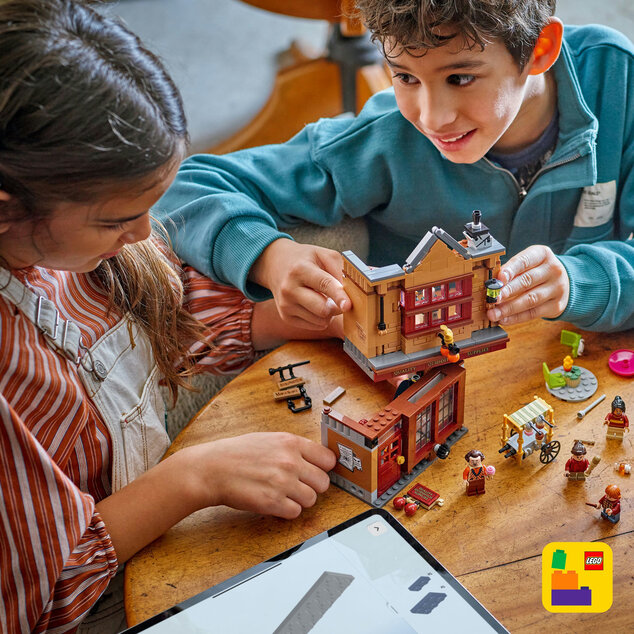 LEGO® Harry Potter 76452 Kvalitné metlobalové potreby a zmrzlináreň