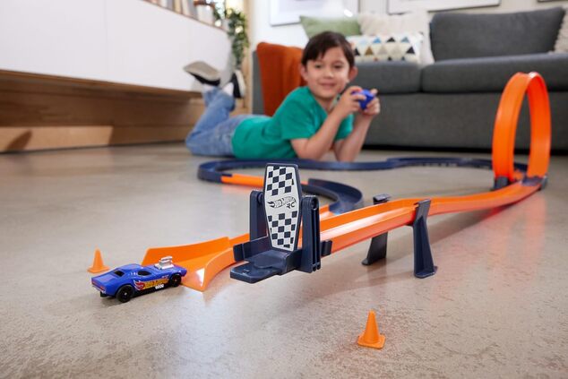 Hot Wheels RC piste défi de vitesse 1:64