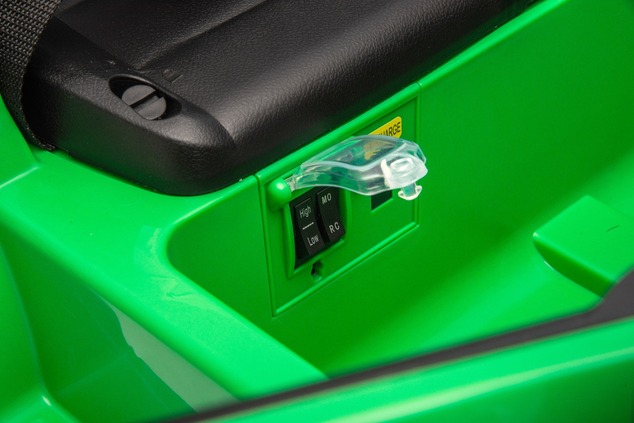Elektrické autíčko Porsche Macan 12V s pohonom zadných kolies a licenciou (Jednomiestne),