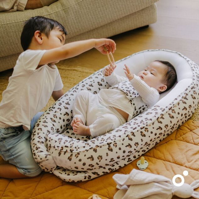 Doomoo Cocoon hniezdočko, Leopard Cream