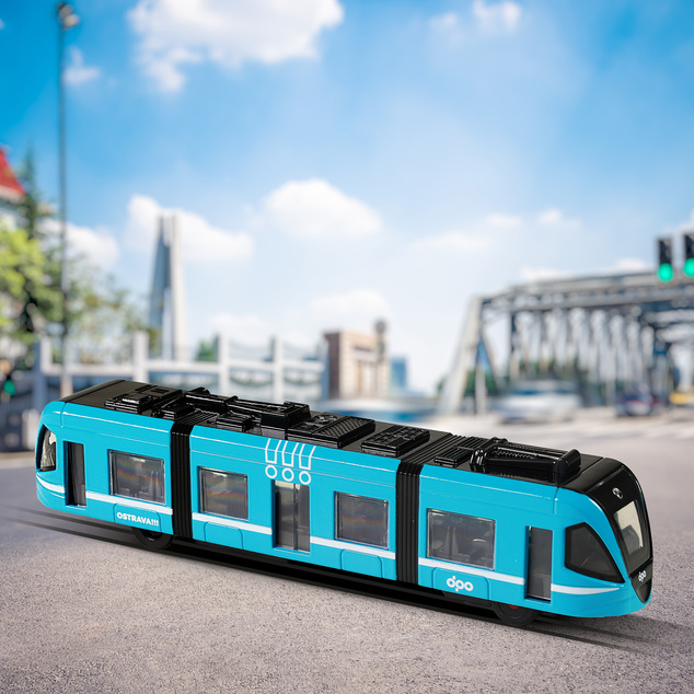 Kovová moderní tramvaj DPO Ostrava 23 cm