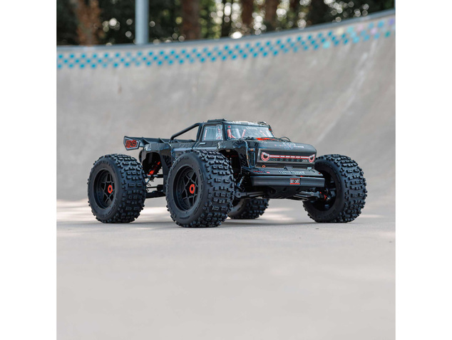 Arrma Outcast 8S BLX 1:5 4WD EXB RTR čierna