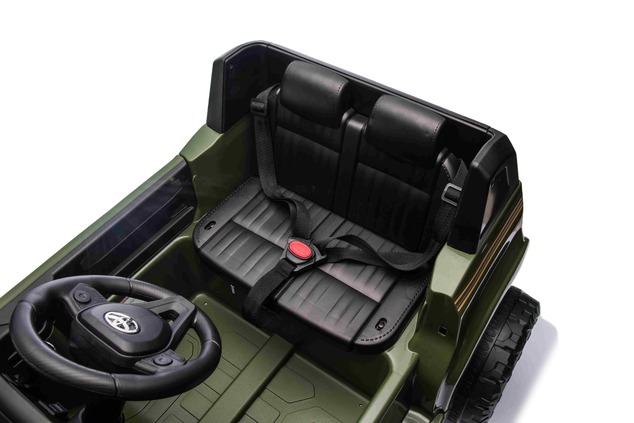 Elektrické autíčko Toyota Landcruiser 12V, vojenské zelené, široké jednomiestne sedadlo, 2