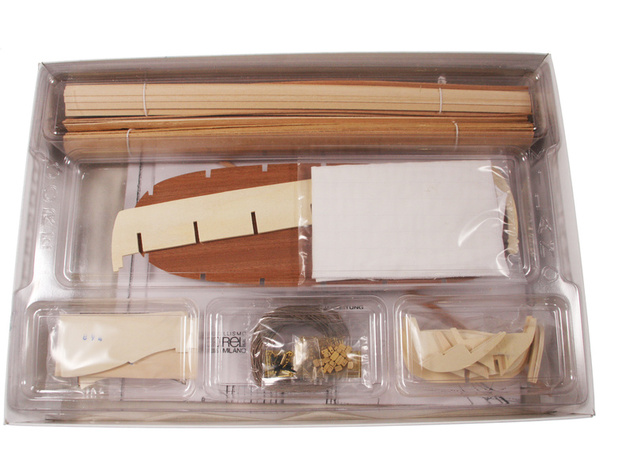 COREL Paranza rybárska loď 1:25 kit