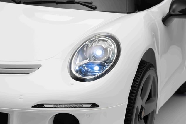 Elektrické autíčko RUF GT 12V, biele, Otváracie dvere, 2.4 GHz diaľkové ovládanie, LED sve