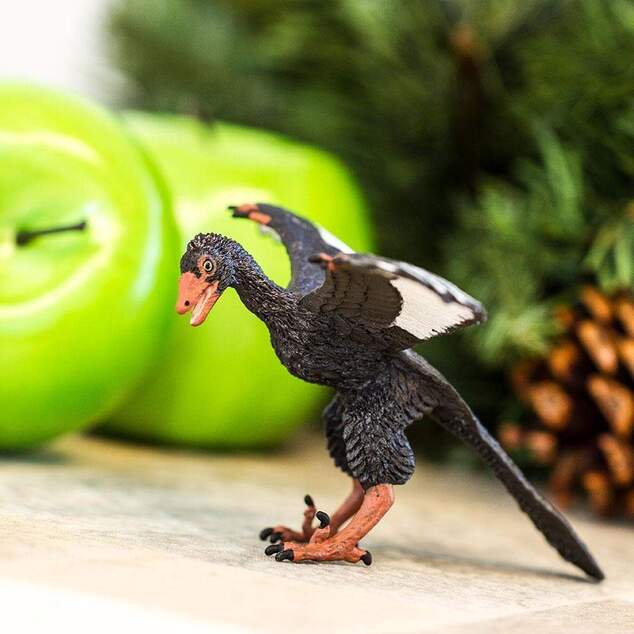 Safari® Archaeopteryx dinozaur