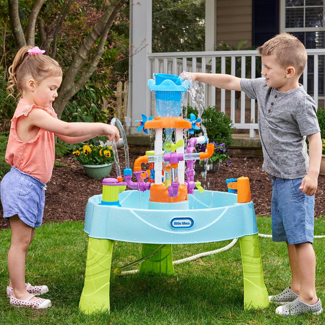 Little Tikes Fountain Factory - Vodný stôl