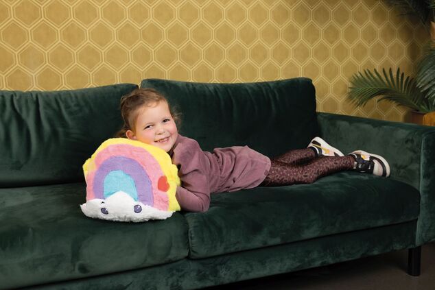Cozy Noxxiez HW742 Arcobaleno - cuscino in peluche caldo 3 in 1