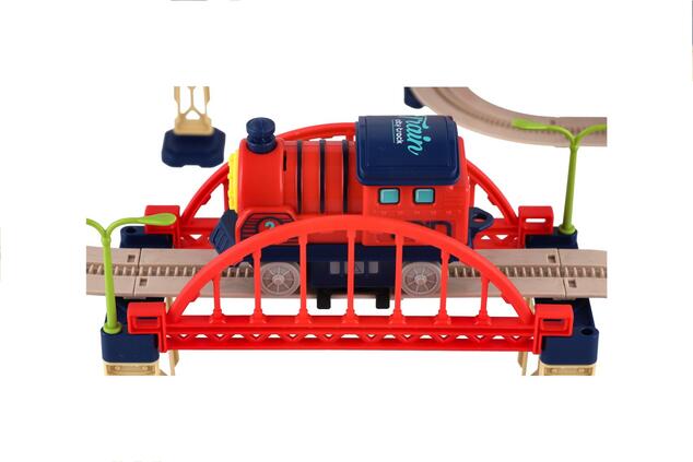 Treno con binari 120 pezzi a batteria in valigia 22x27x15cm