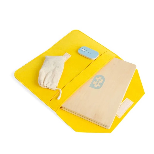 Bigjigs Toys Taccuino magnetico in legno
