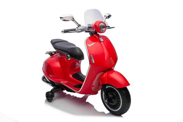 Elektrická motorka Vespa 946 aj so spätným chodom, červené, s pomocnými kolesami