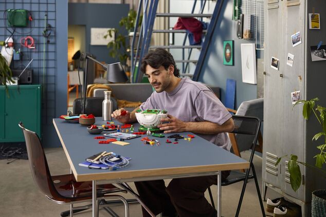 LEGO® Pokémon 72154 Poké Ball avec des moments emblématiques des Entraîneurs