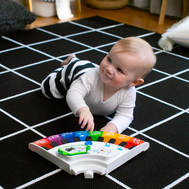 BABY EINSTEIN Aktív központ 4 az 1-ben Around We Grow™ 6m+ 11kg-ig