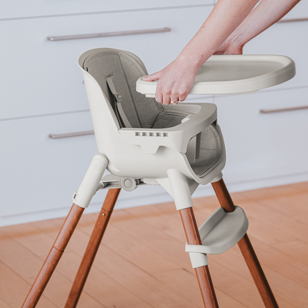Chicco Stolička jedálenská Zest Plus - Wooden Grey