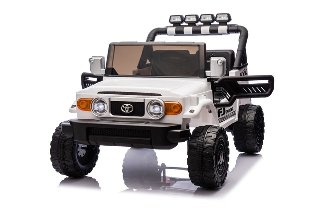 Elektrické autíčko Toyota FJ Cruiser XXL s pohonom 4x4, licencované (Dvojmiestne), biele,