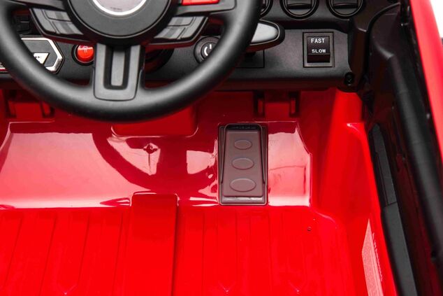 Elektrické autíčko Ford Shelby Mustang GT 500 Cobra, červené, 2,4 GHz diaľkové ovládanie