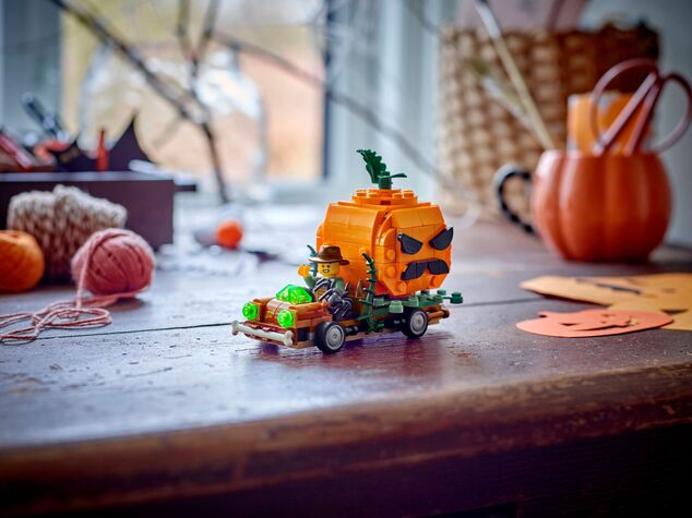 LEGO® 40822 Pick-up s halloweenskymi tekvicami