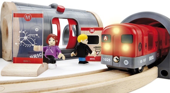 Set Brio Subway con piattaforma e binari
