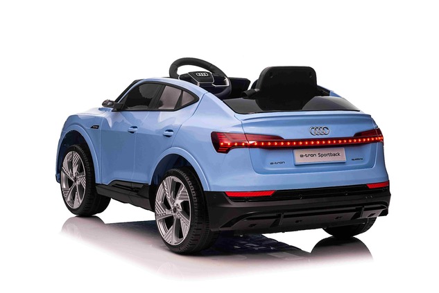 Elektrické autíčko Audi E-tron Sportback 12V, modré, široké jednomiestne sedadlo