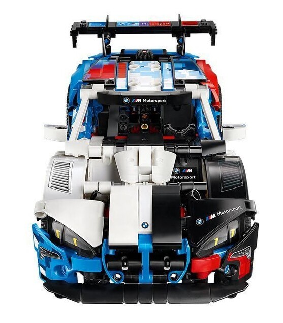 LEGO® Technic 42226 Mașină de curse BMW M4 GT3 EVO