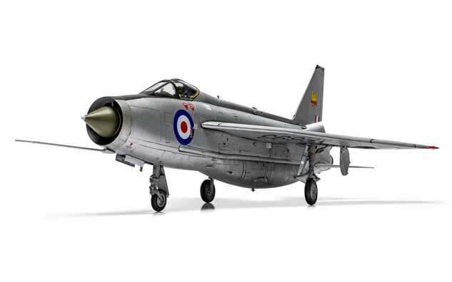 Classic Kit letadlo A09178A - English Electric Lightning F.6 (1:48)