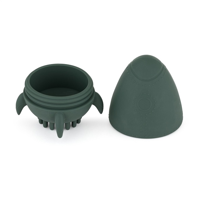 PETITE&amp;MARS Hračka silikónová do vody s kefkou Splashy Rocket Misty Green 6m+