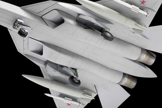 Model Kit letadlo 7319 - Sukhoi SU-57 (1:72)