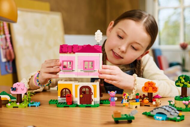 LEGO®Animal Crossing 77057 Tvorivé domčeky: Obdobia zábavy