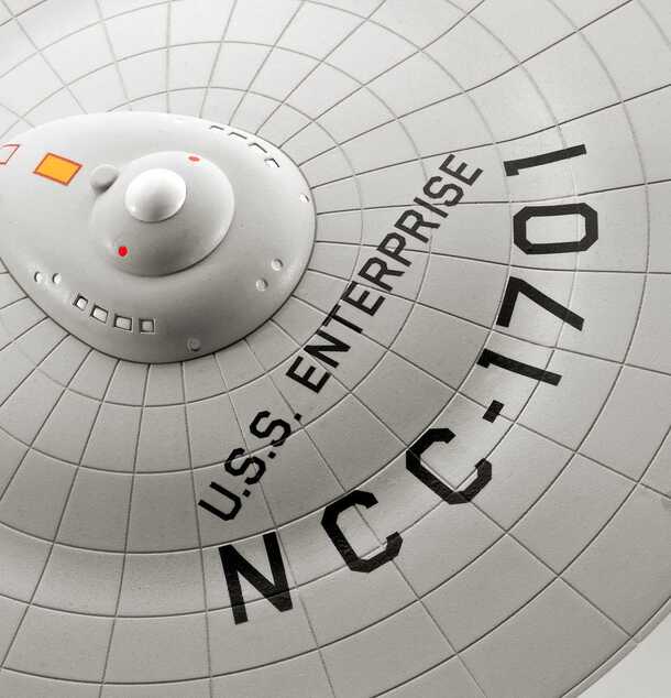 Plastikmodellbausatz Star Trek 04991 - USS Enterprise NCC-1701 (TOS) (1:600)