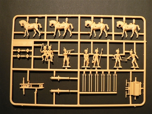 Model Kit figurky 6018 - FRENCH ARTILLERY (NAP.WARS) (1:72)