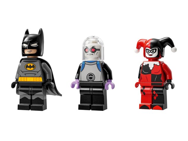 LEGO® DC Batman™ 76274 Batman™ și Batmobilul vs. Harley Quinn™ și Mr. Freeze™
