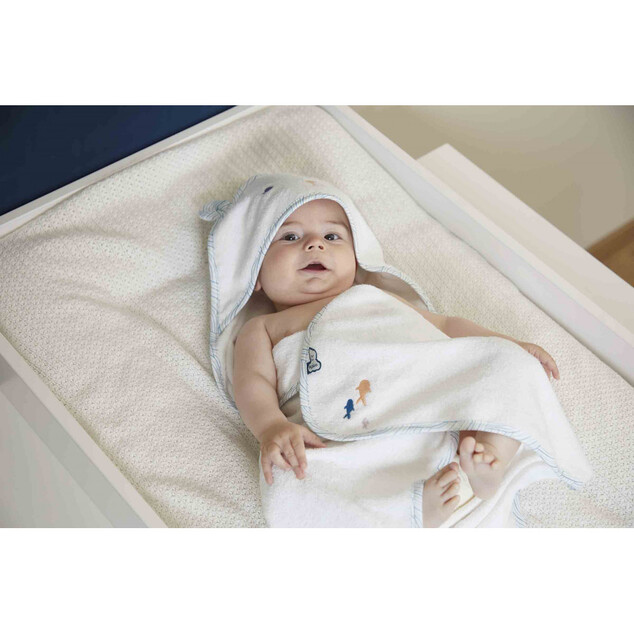 Kaloo Petit Calme Kúpacia sada pre bábätká s osuškou a jemnou kefkou na česanie