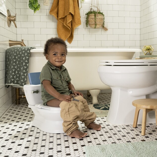 INGENUITY Kinder-Toilette mit Geräusch My Size™ Weiß