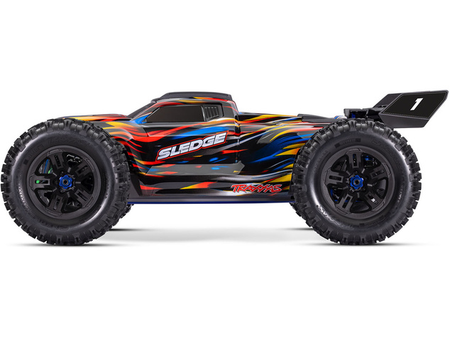 Traxxas Sledge 1:8 RTR červený s belted pneu