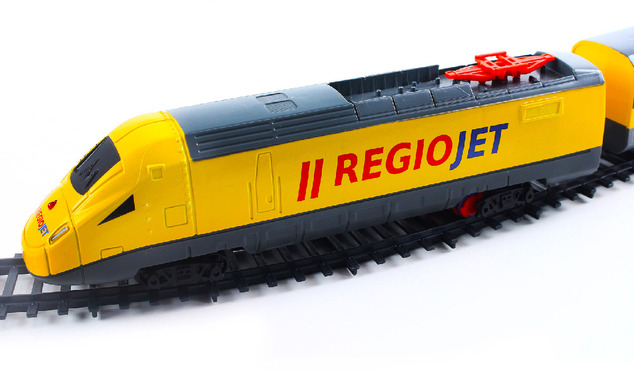 Tren RegioJet con sonido y luz